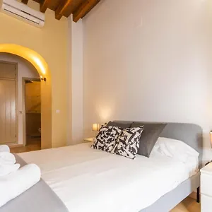 Apartamento Apartamento Familiar Juramento, Córdoba